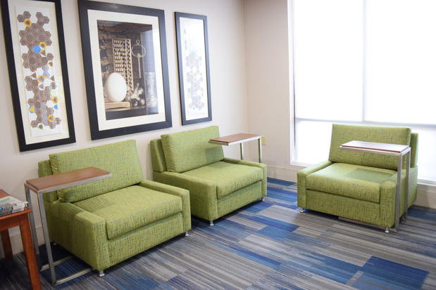 Images Holiday Inn Express & Suites Pensacola W I-10 by IHG