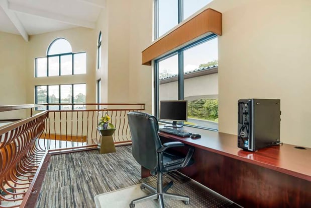 Images Best Western Carowinds