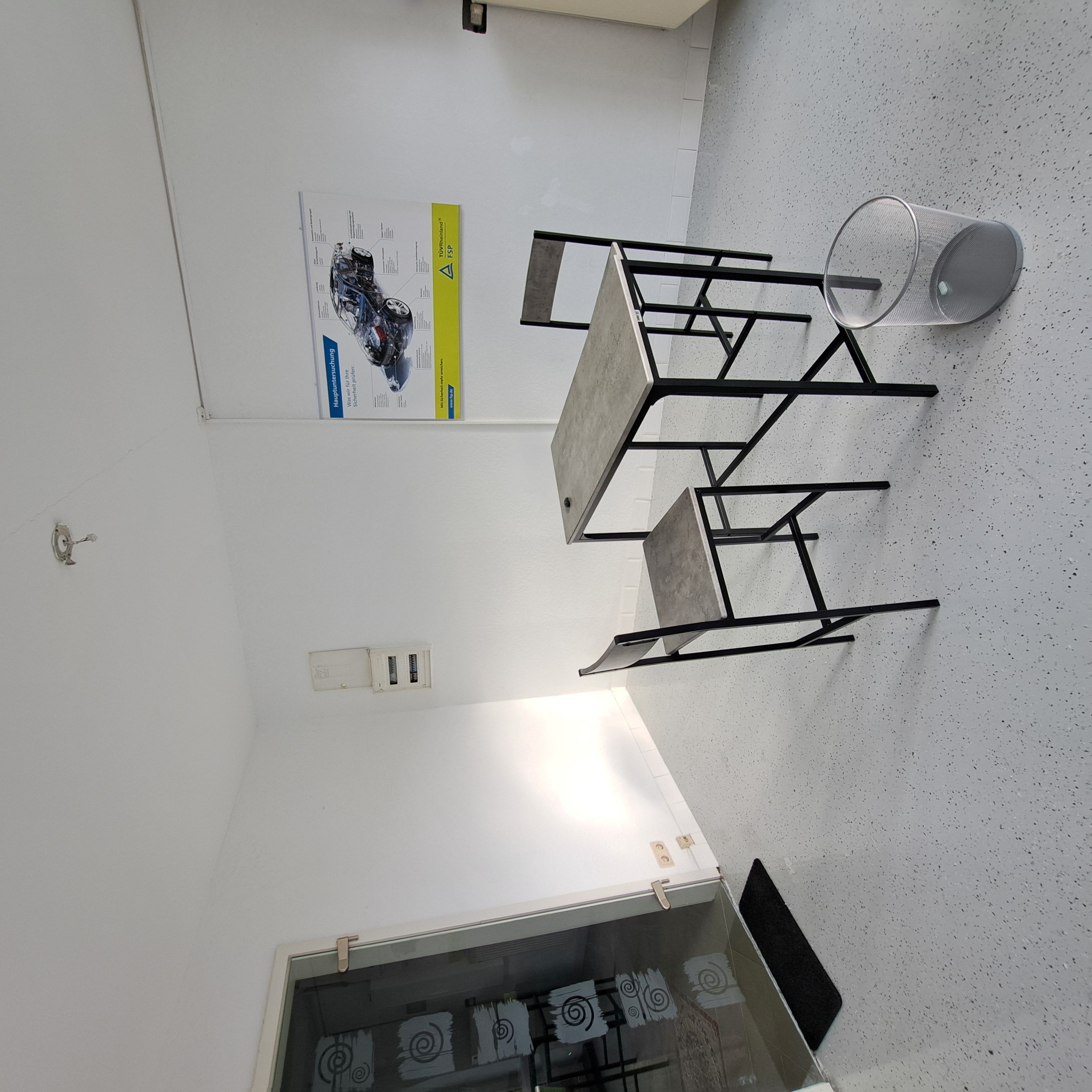 Bilder Kfz-Prüfstelle Nunkirchen | FSP-Prüfstelle | Partner des TÜV Rheinland