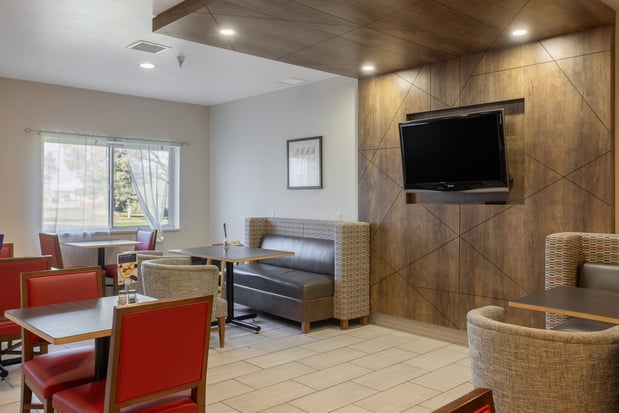 Images Holiday Inn Express & Suites Torrington by IHG