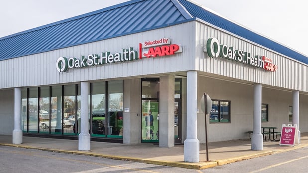 Images Oak Street Health Irvington Primary Care Clinic