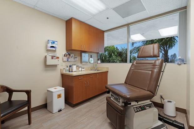 Images Golden State Dermatology - Amber A. Kyle, M.D.