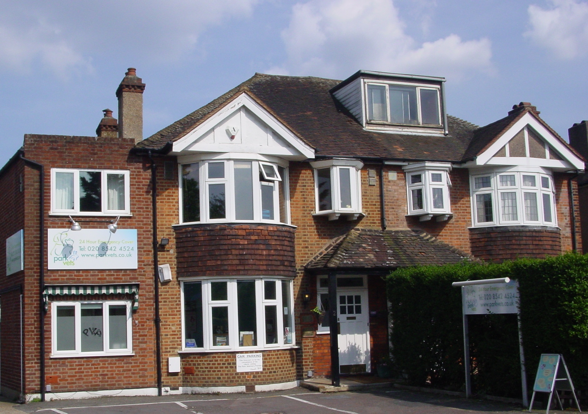 Images Goddard Veterinary Group, Raynes Park