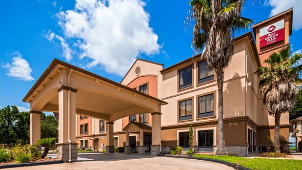Images Best Western Plus North Houston Inn & Suites