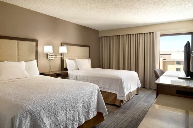 Images Hampton Inn Philadelphia/Mt. Laurel
