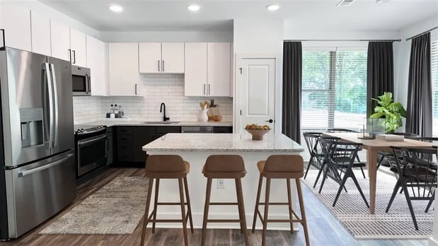Images Elwood Apartments
