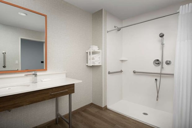 Images Hampton Inn Warroad