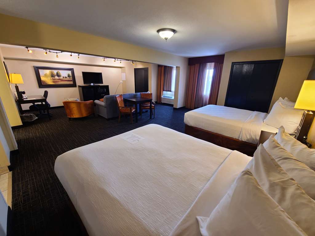 Queen Suite