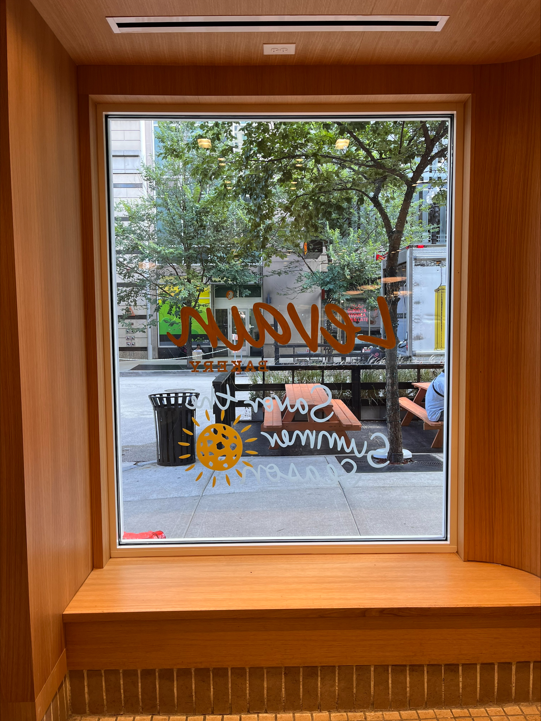 Levain Bakery – River North