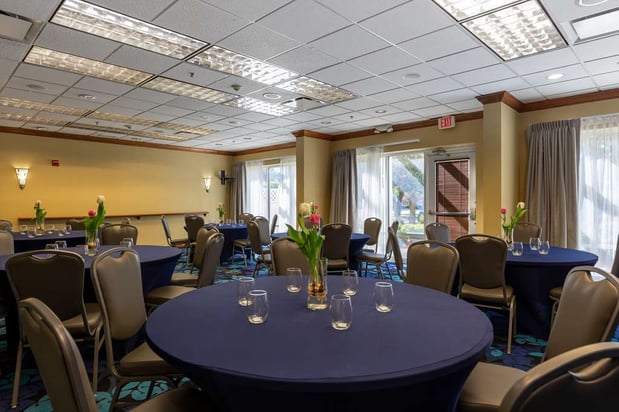 Images Hampton Inn & Suites Jacksonville Deerwood Park