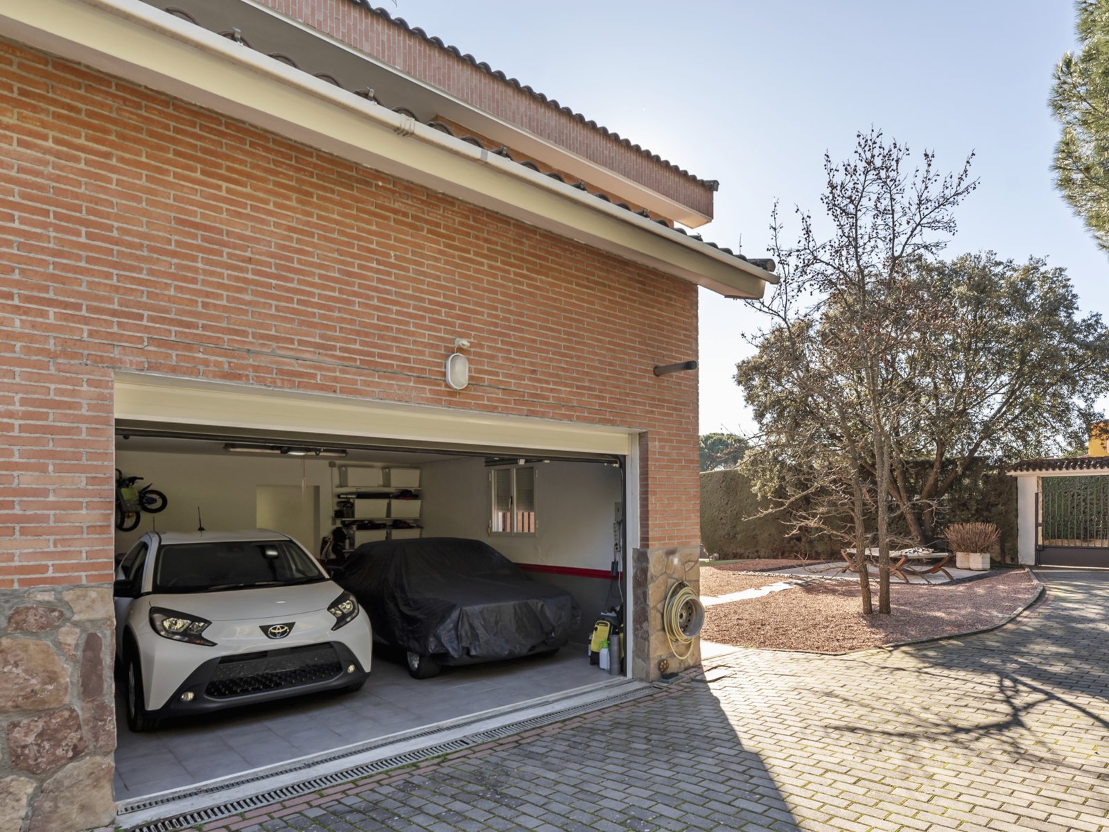 John Garage Door Repair Pro Inc