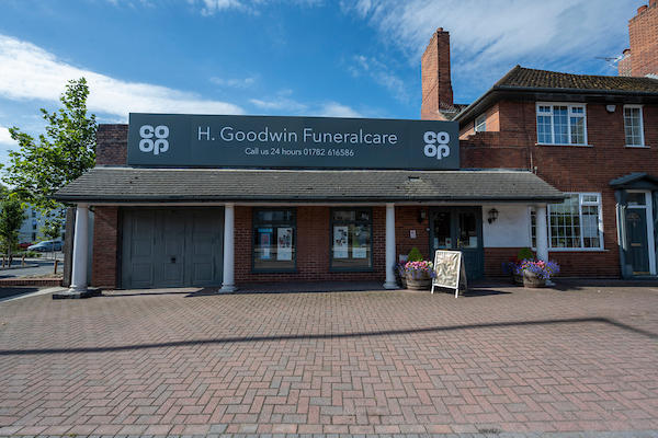 Images H Goodwin Funeralcare