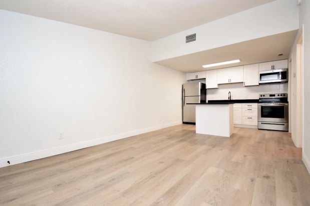 Images The Sands on Clearlake Apartments
