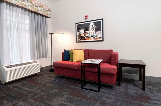 Images Hampton Inn & Suites Raleigh Downtown