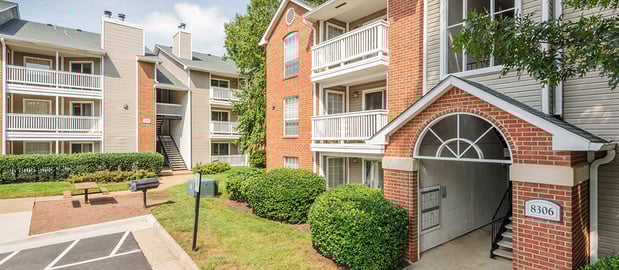 Images MAA Tysons Corner