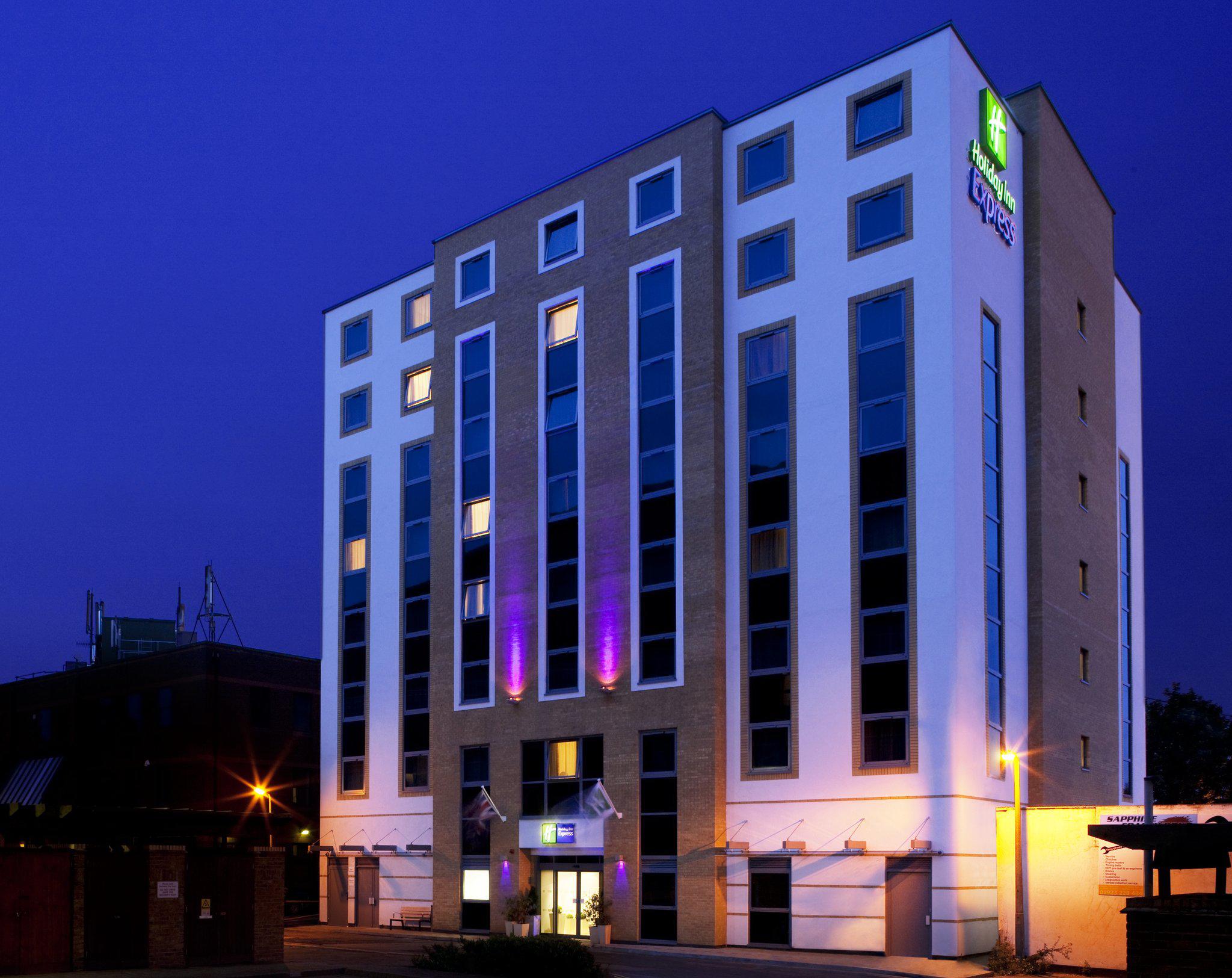 Images Holiday Inn Express London - Watford Junction, an IHG Hotel