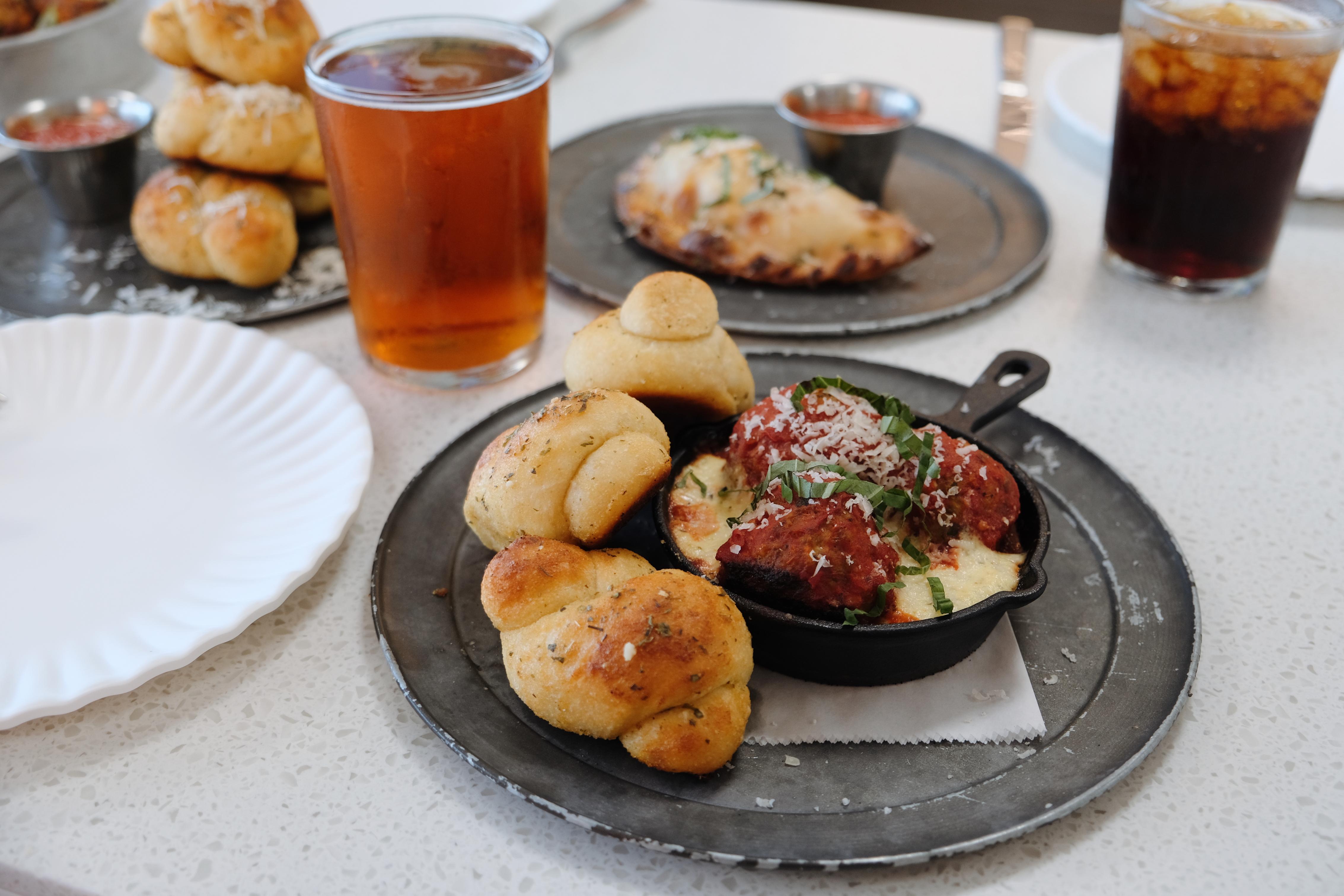 Nonna's Meatballs House Red Sauce, Ricotta, Parmesan, Basil, Garlic Knots