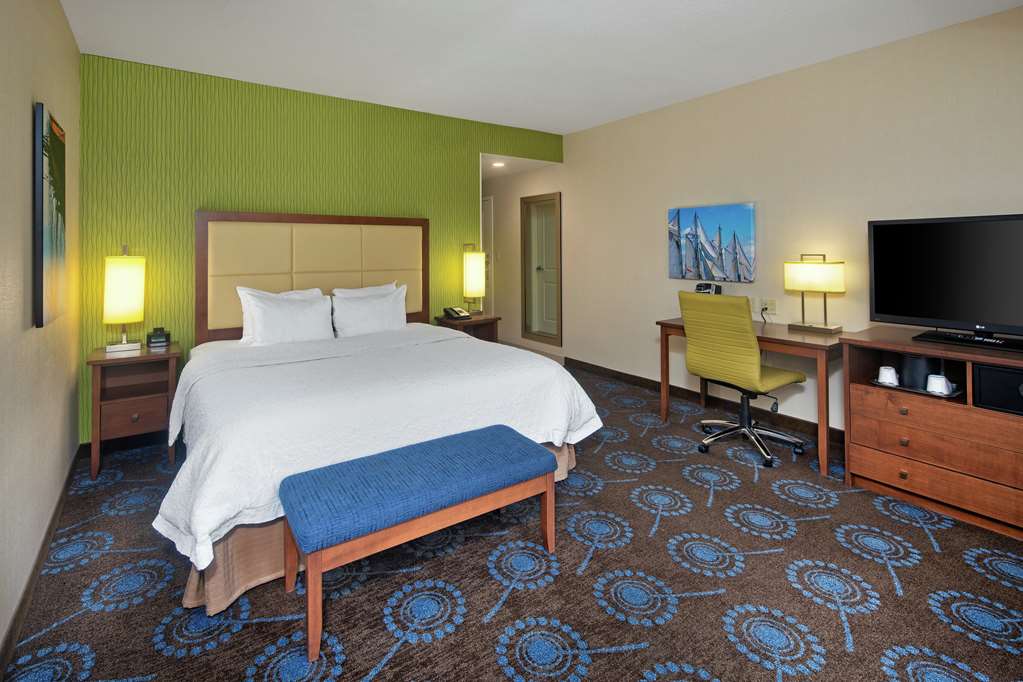 Images Hampton Inn by Hilton Halifax Downtown