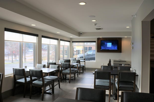 Images Holiday Inn Express & Suites Marquette by IHG