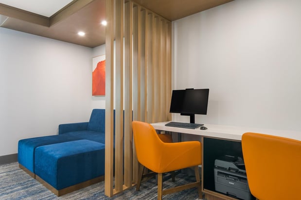 Images Holiday Inn Express & Suites Springdale - Fayetteville Area by IHG