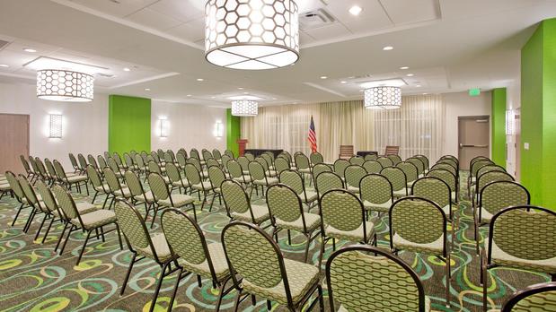 Images Holiday Inn Resort Fort Walton Beach by IHG