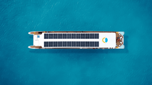 Bilder Solarwaterworld Hafen: Schiffsrundfahrten und Sightseeing Touren in Berlin mit Solar-Katamaran