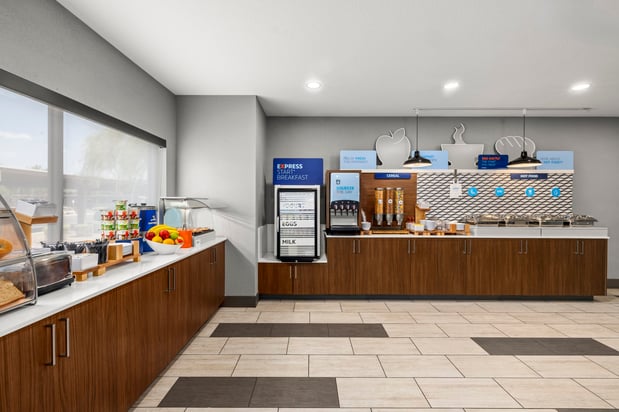Images Holiday Inn Express & Suites Phoenix West - Tolleson by IHG