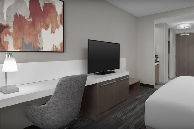 Images Hilton Garden Inn Charlotte Waverly