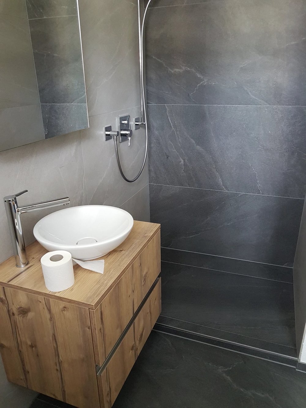 Bilder Berger Keramische Wand+Bodenbeläge AG