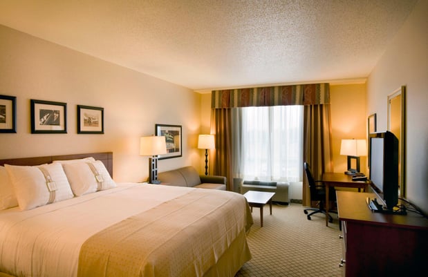 Images Holiday Inn Purdue - Fort Wayne by IHG