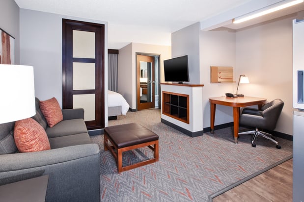 Images Candlewood Suites Cincinnati Northeast - Mason by IHG