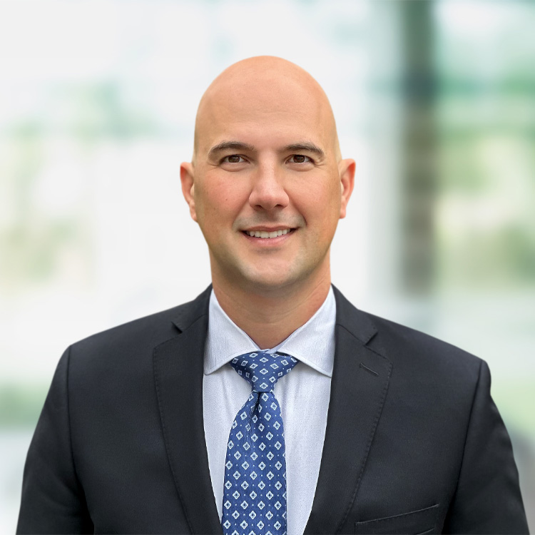 Headshot of Flavius Sindile, a wealth advisor at Chase