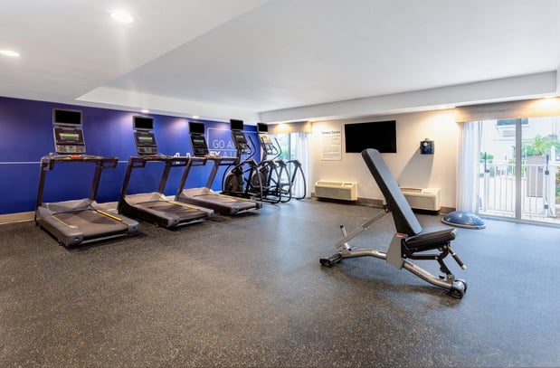 Images Holiday Inn Express Clearwater East - Icot Center by IHG