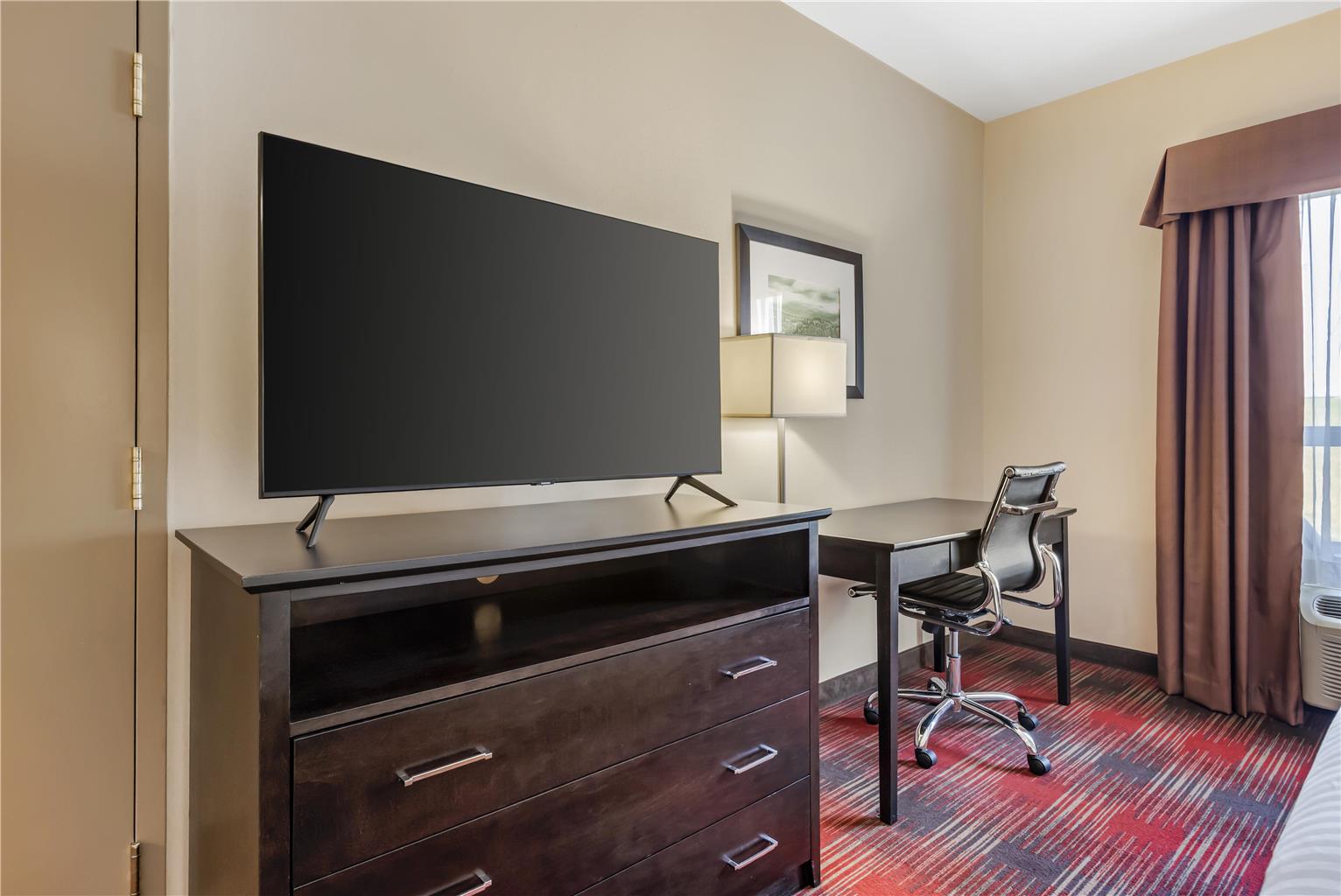 Images Best Western Plus Red Deer Inn & Suites
