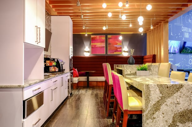 Images Berkshire Chapel Hill Apartments