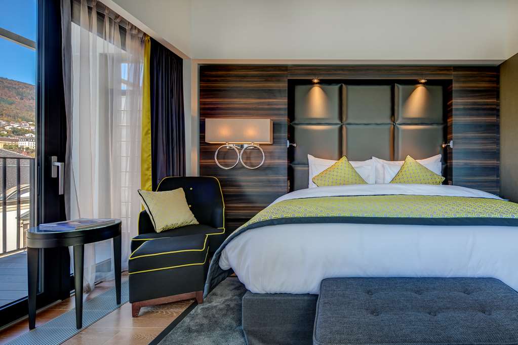 Hotel Beaulac, 2, Esplanade L�opold-Robert in Neuchatel