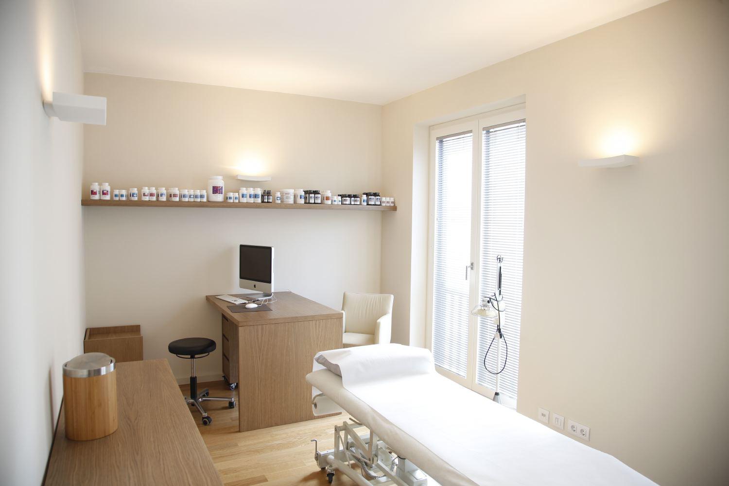 Dr. med. Schneider, MSc Osteopathie, Argentinierstraße 51/Top 9 in Wien