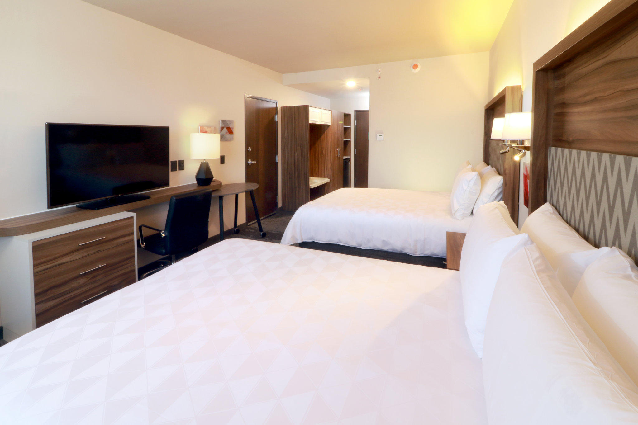 Images Holiday Inn & Suites Monterrey Apodaca Zona Airport, an IHG Hotel