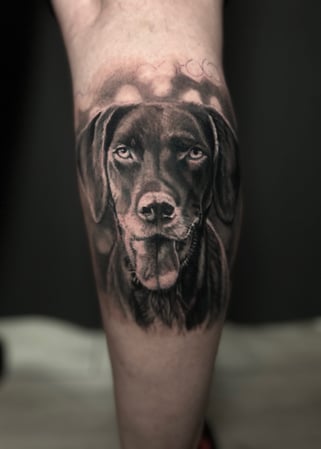 Bilder Bloody Dogs Tattoo & Piercing Inh. Robert Pongrácz