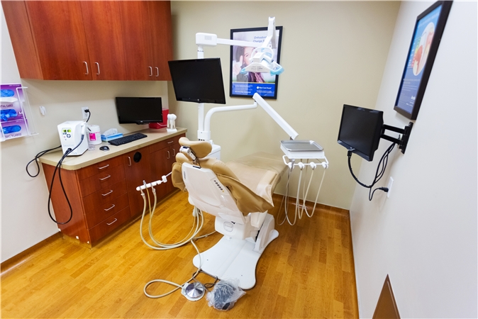 Images Canyon Dental Group of Valencia