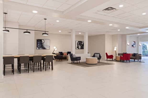 Images Holiday Inn & Suites Across From Universal Orlando by IHG