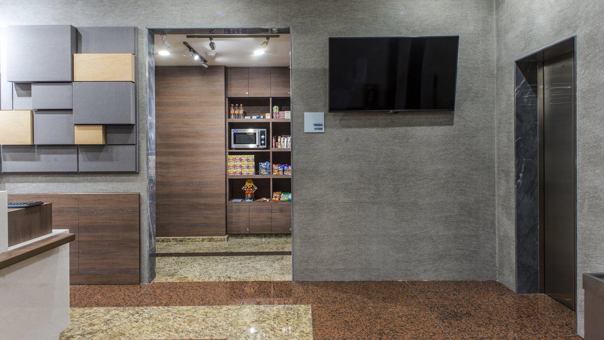 Images Holiday Inn Express Mexico - Toreo by IHG
