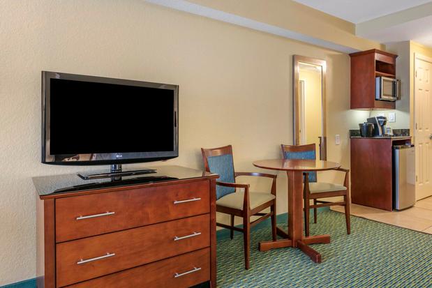 Images Holiday Inn Resort Orlando Lake Buena Vista by IHG