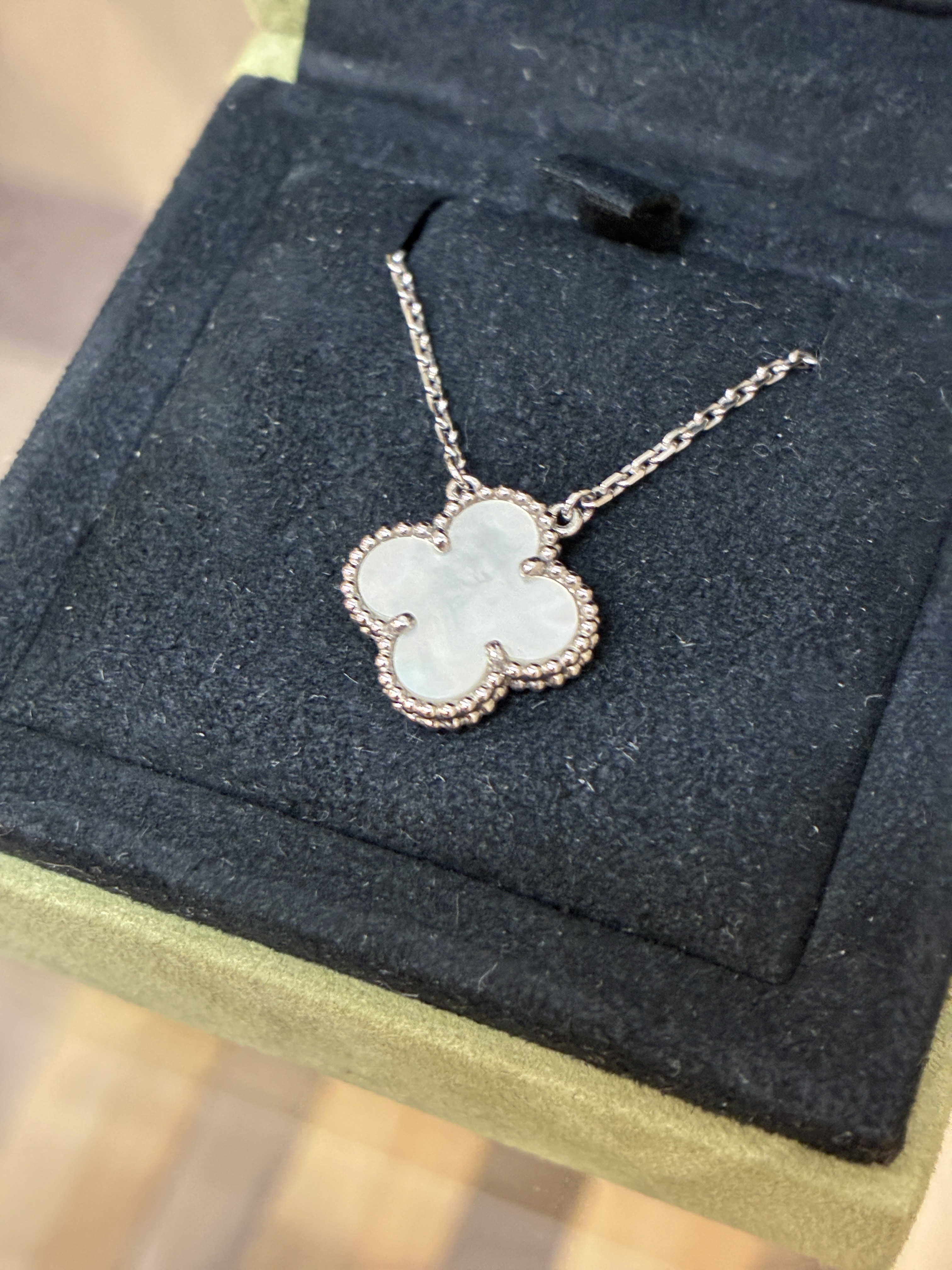 Images KOMEHYO（コメ兵）買取センターアミュプラザくまもと