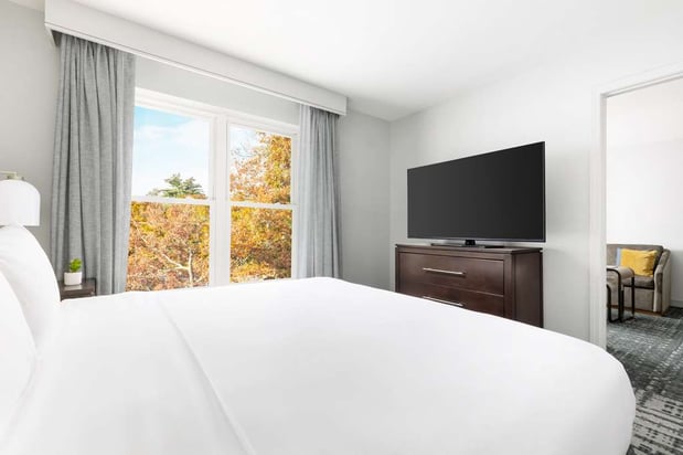 Images Homewood Suites by Hilton Manchester/Airport