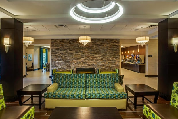 Images Holiday Inn Express & Suites Orlando East-Ucf Area by IHG