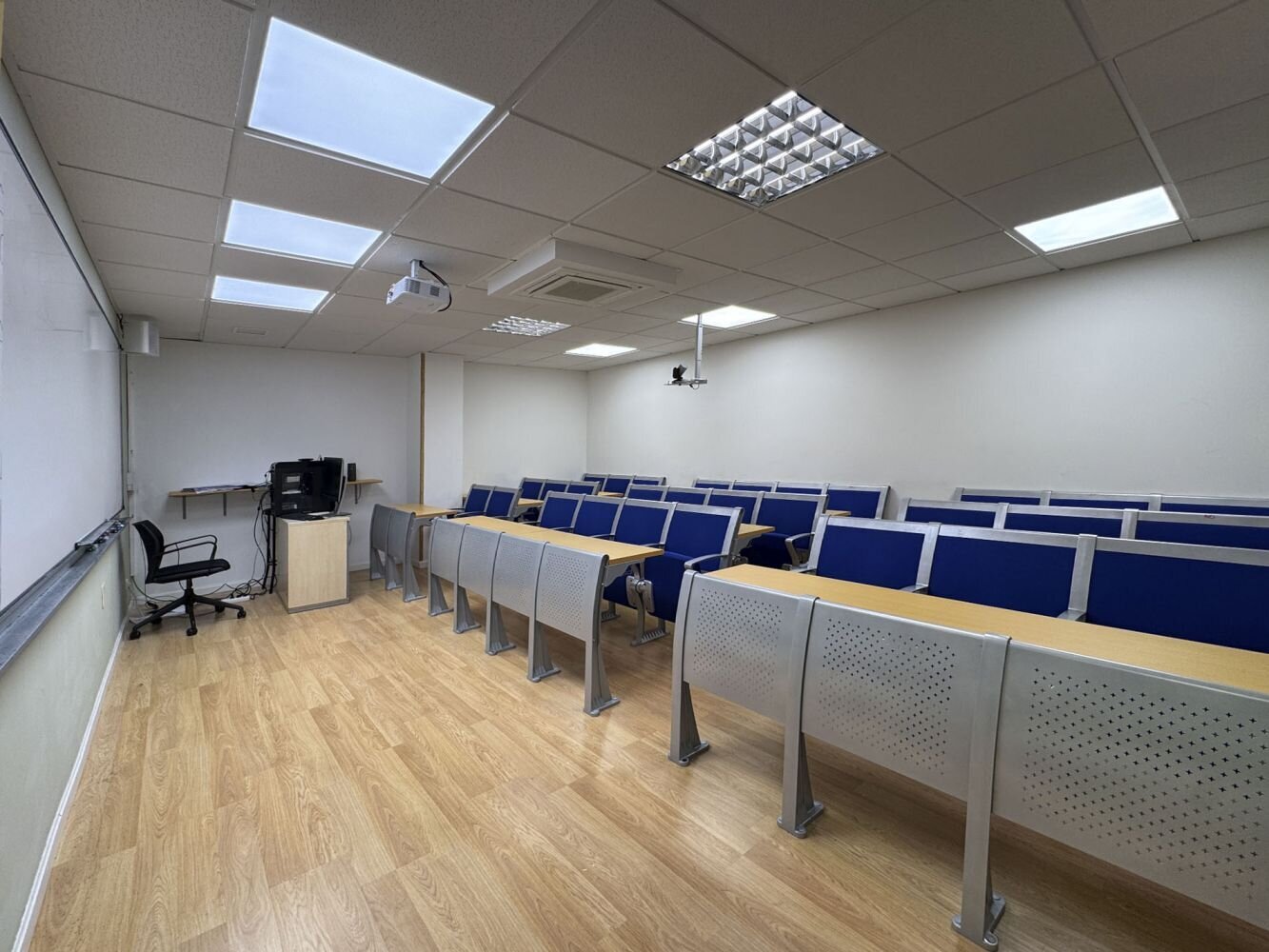 Images MasterX - Másteres de Ingeniería Aeroespacial