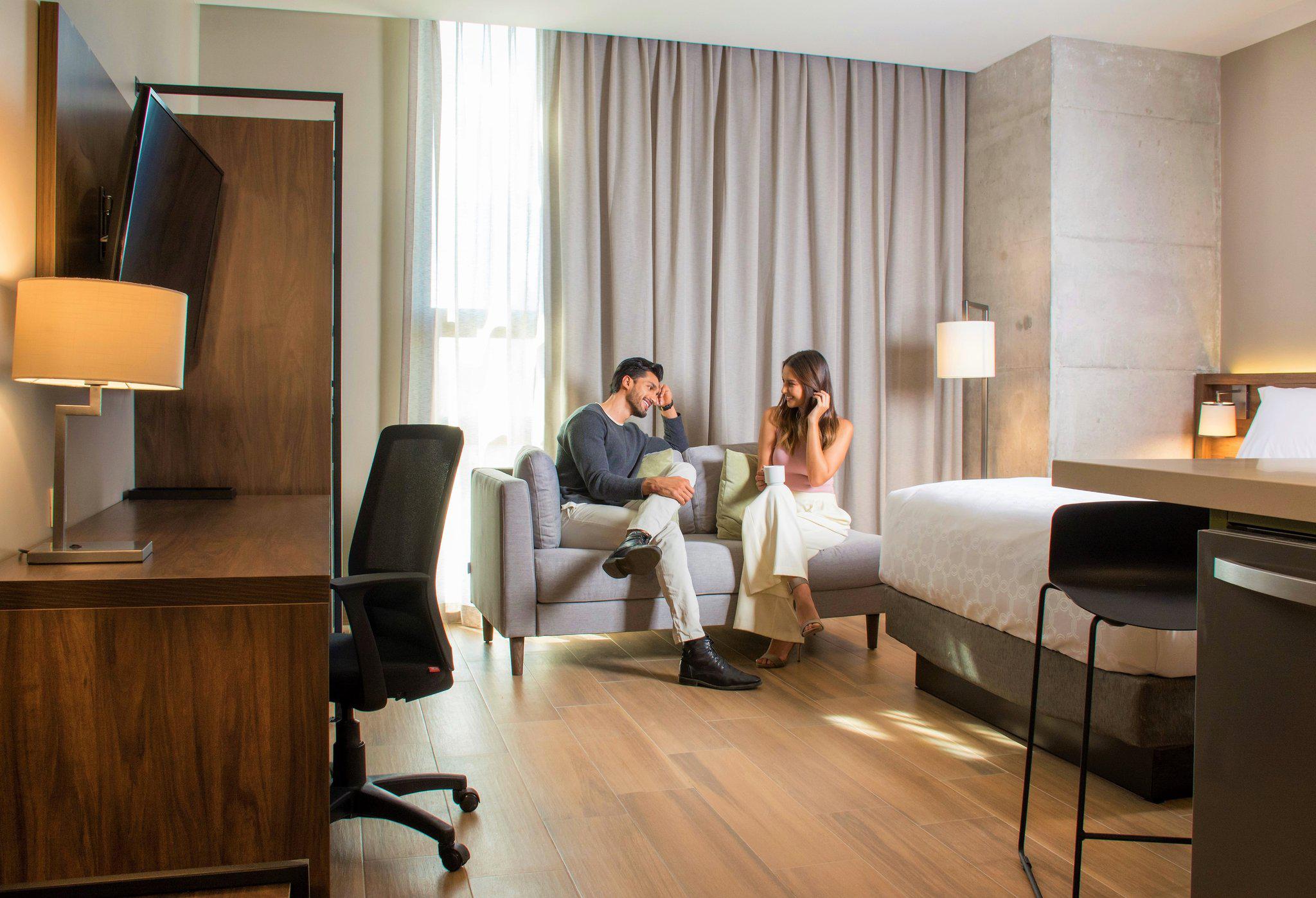 Images Staybridge Suites Guadalajara Novena, an IHG Hotel