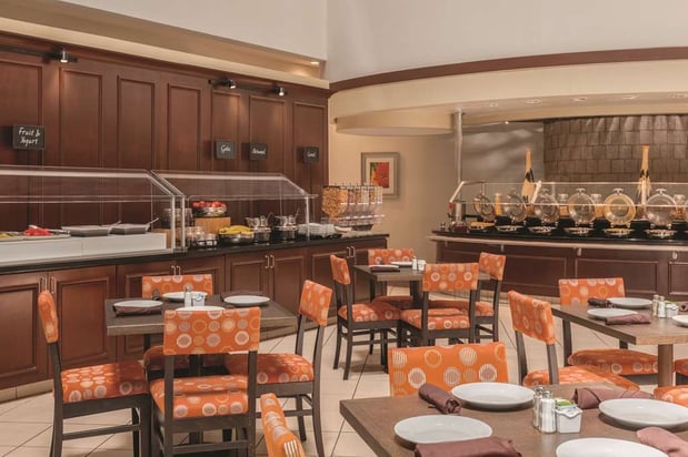 Images Embassy Suites by Hilton Orlando International Drive ICON Park