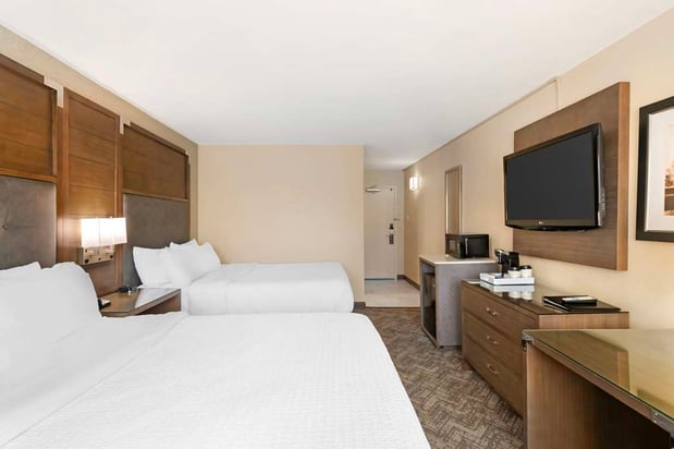 Images Best Western Plus Kansas City Sports Complex Hotel
